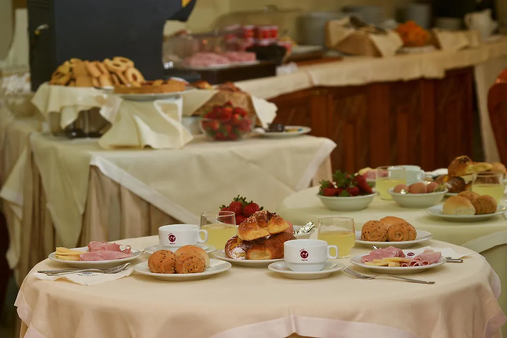Zanhotel Regina Bologna 3*,  Italy